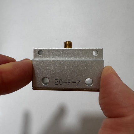 Airtac CM3B-06: Manual Valve. 3 Way - CM3B06T