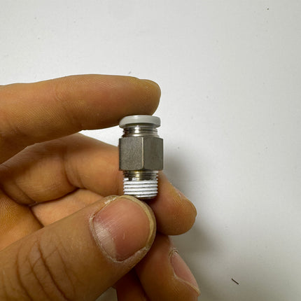 Airtac PC: Push Lock Fitting. Male Connector - PC601