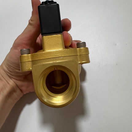 Airtac 2V250-25: 2 Way Solenoid Valve - 2V25025B