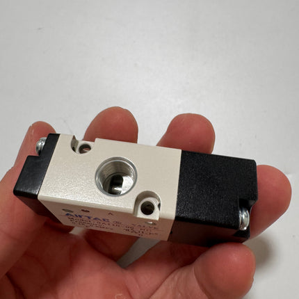 Airtac 3A110-06: Air Pilot Valve. 3 Way  - 3A11006NC
