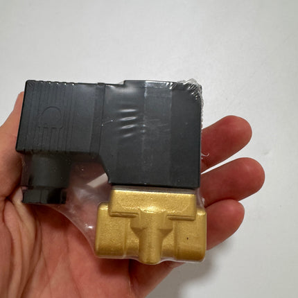 Airtac 2W030-08: 2 Way Solenoid Valve - 2W03008A