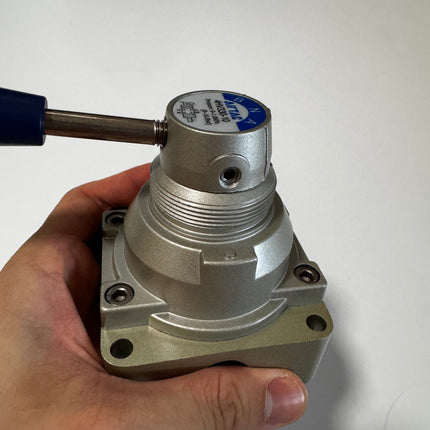 Airtac 4HV330-10: Hand Valve. Rotary Style - 4HV33010