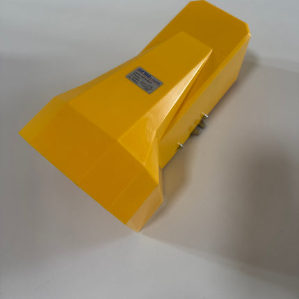 Airtac 4F210-08: Pneumatic Foot Pedal. 5 Way - 4F21008LFG