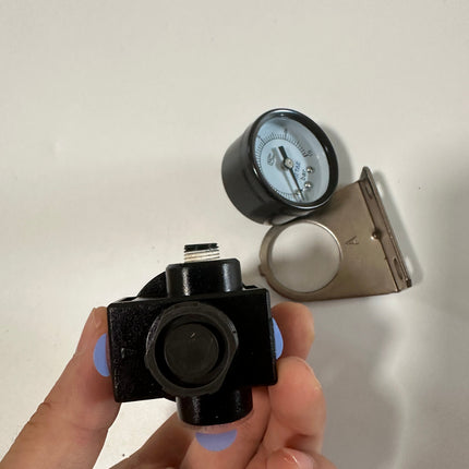 Airtac AR: Air Pressure Regulator - AR20003G